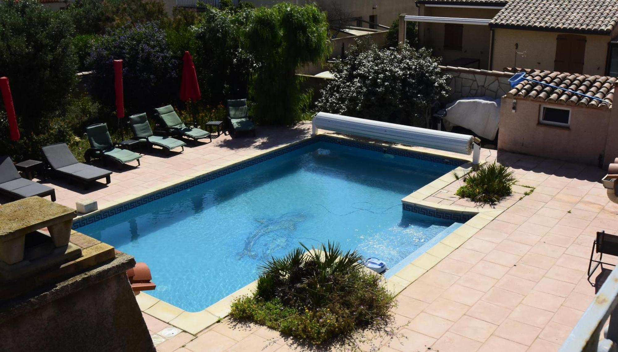 Les 2 Dauphins Homestay